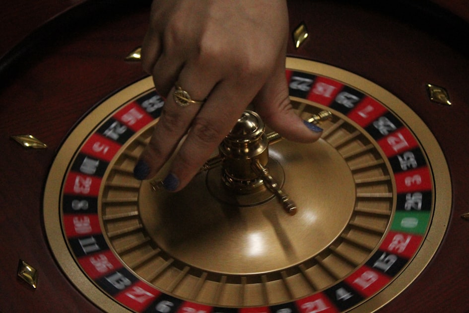 报牌频率在棋牌游戏中的影响力与微信充值策略解析